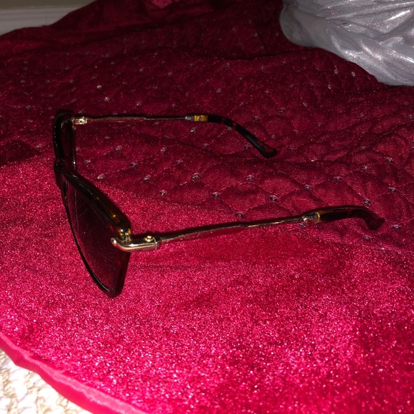 Aldo sunglasses - Picture 3 of 3